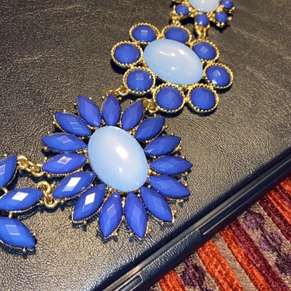 Blue Statement Necklace - Picture 2 of 3